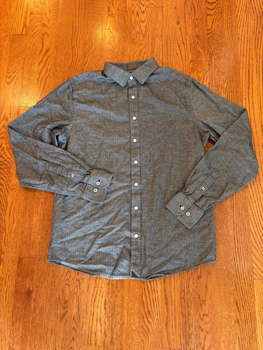 UNTUCKit Men's Gray Button-Down Dress Shirt